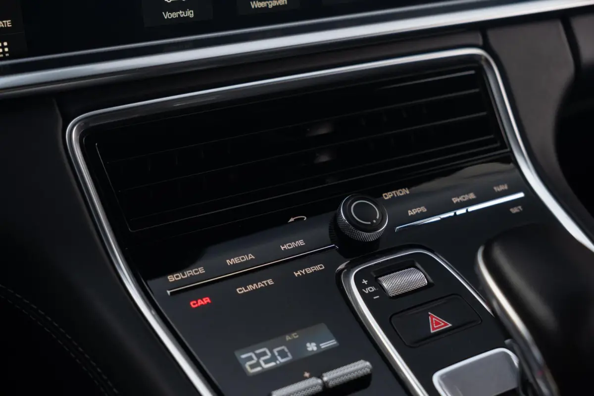 2.9 V6 4 E-Hybrid|2e Eig NAP|BOSE|Softclose|Chrono|Luchtvering|Volleder|Volledig Onderhouden