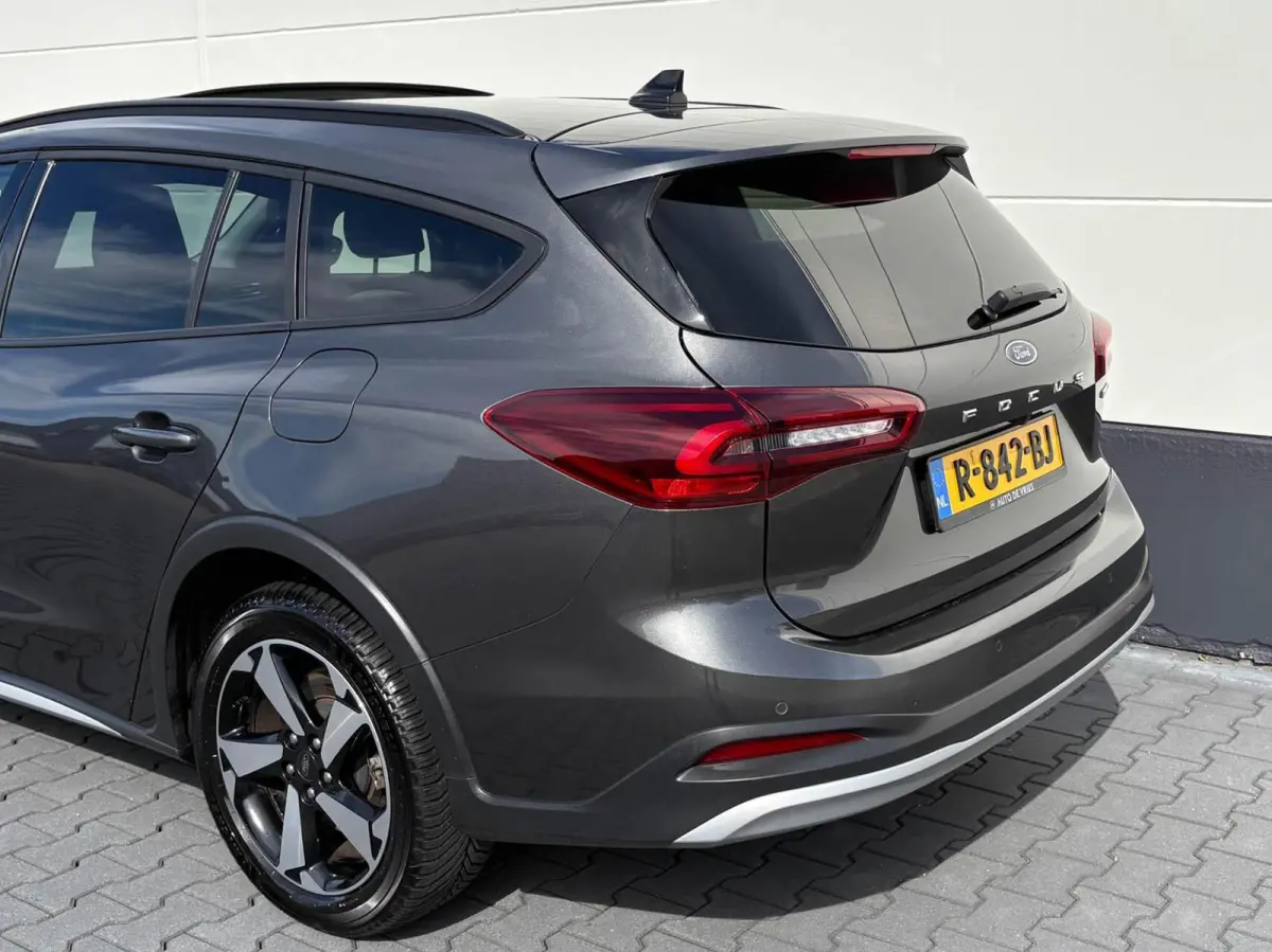 1.0 125pk EcoBoost Hybrid Active X | Groot navi scherm | Winterpakket | Adaptive cruise