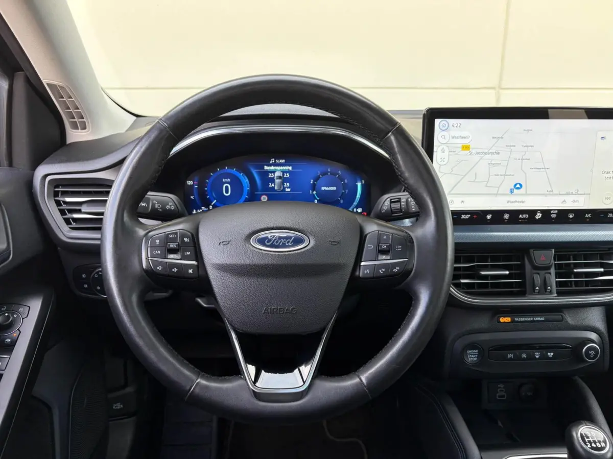 1.0 125pk EcoBoost Hybrid Active X | Groot navi scherm | Winterpakket | Adaptive cruise