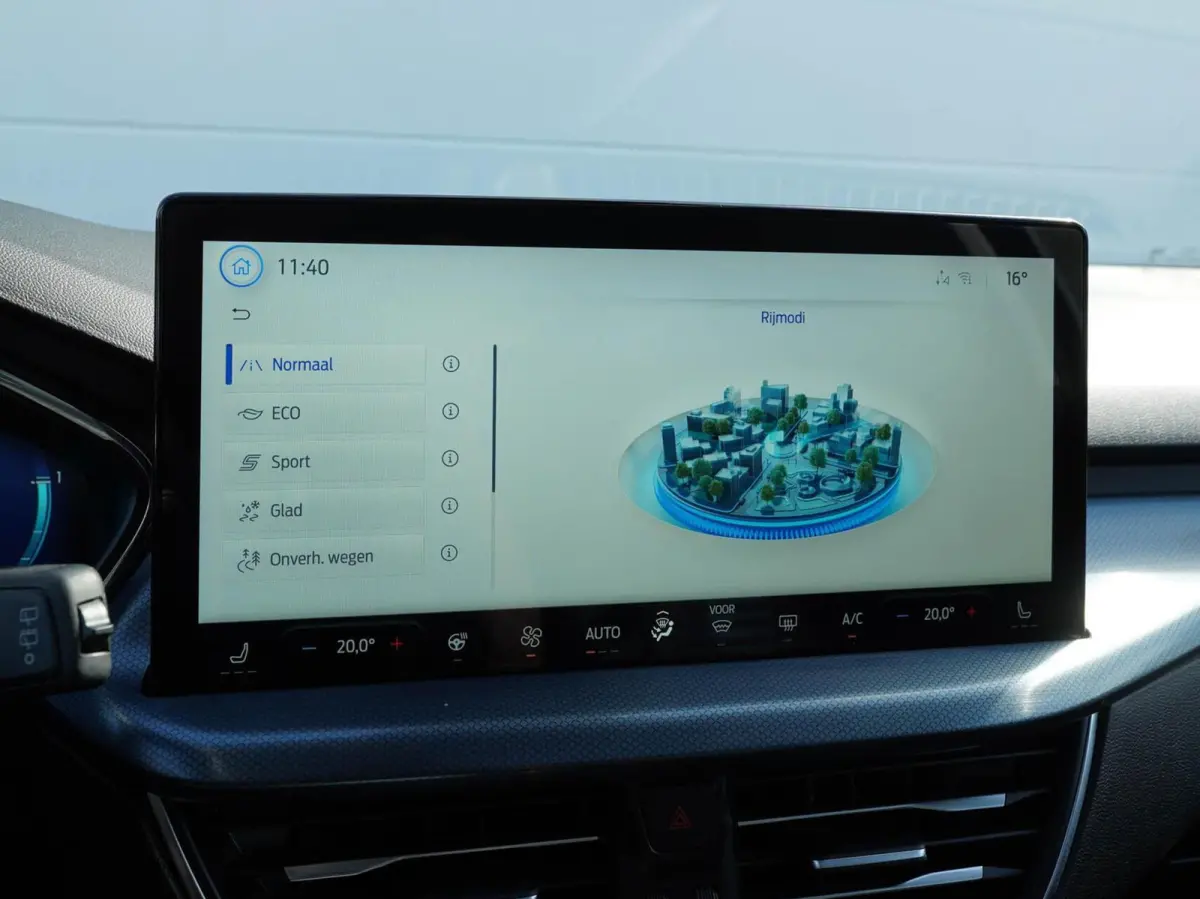 1.0 125pk EcoBoost Hybrid Active X | Groot navi scherm | Winterpakket | Adaptive cruise
