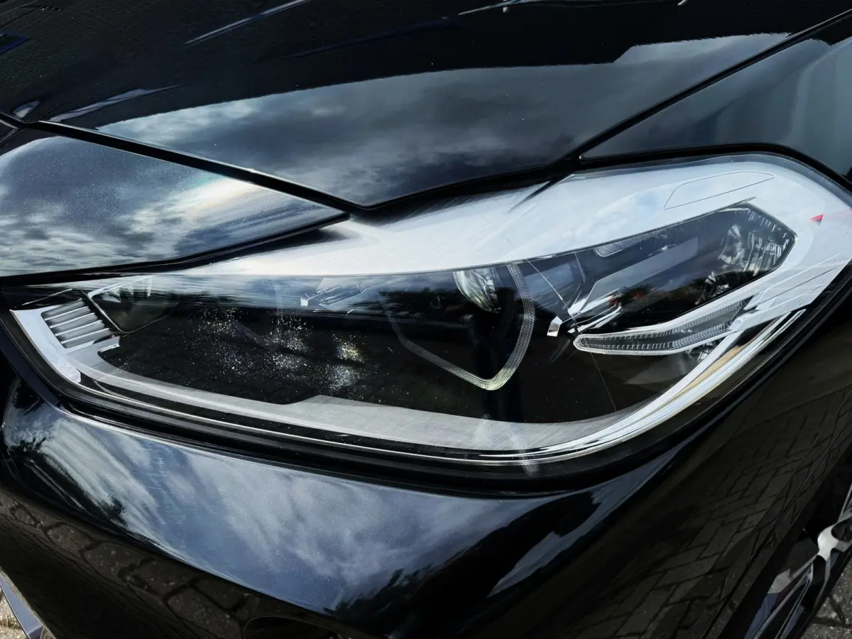 SDrive20i High Executive 192PK|M-Pakket|Prof Navi|AUT|Pano|Harman\Kardon|Camera|HUD|Adaptive Cruise|BOTS|Lane Assist|Trekha