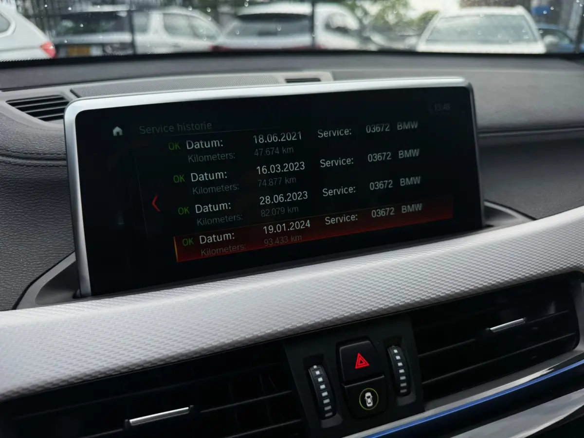 SDrive20i High Executive 192PK|M-Pakket|Prof Navi|AUT|Pano|Harman\Kardon|Camera|HUD|Adaptive Cruise|BOTS|Lane Assist|Trekha