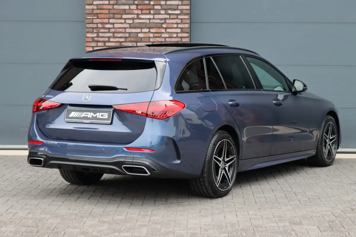300 e AMG Line Premium | Panoramadak | Memory | Distronic | Surround Camera | Trekhaak | Digital Light | Nightpakket | Augmented Reality |
