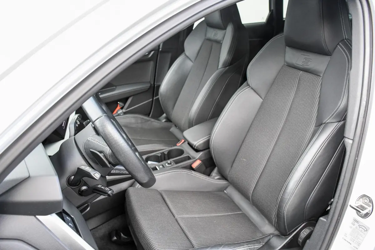30 TFSI S edition Automaat S-line 18 Inch