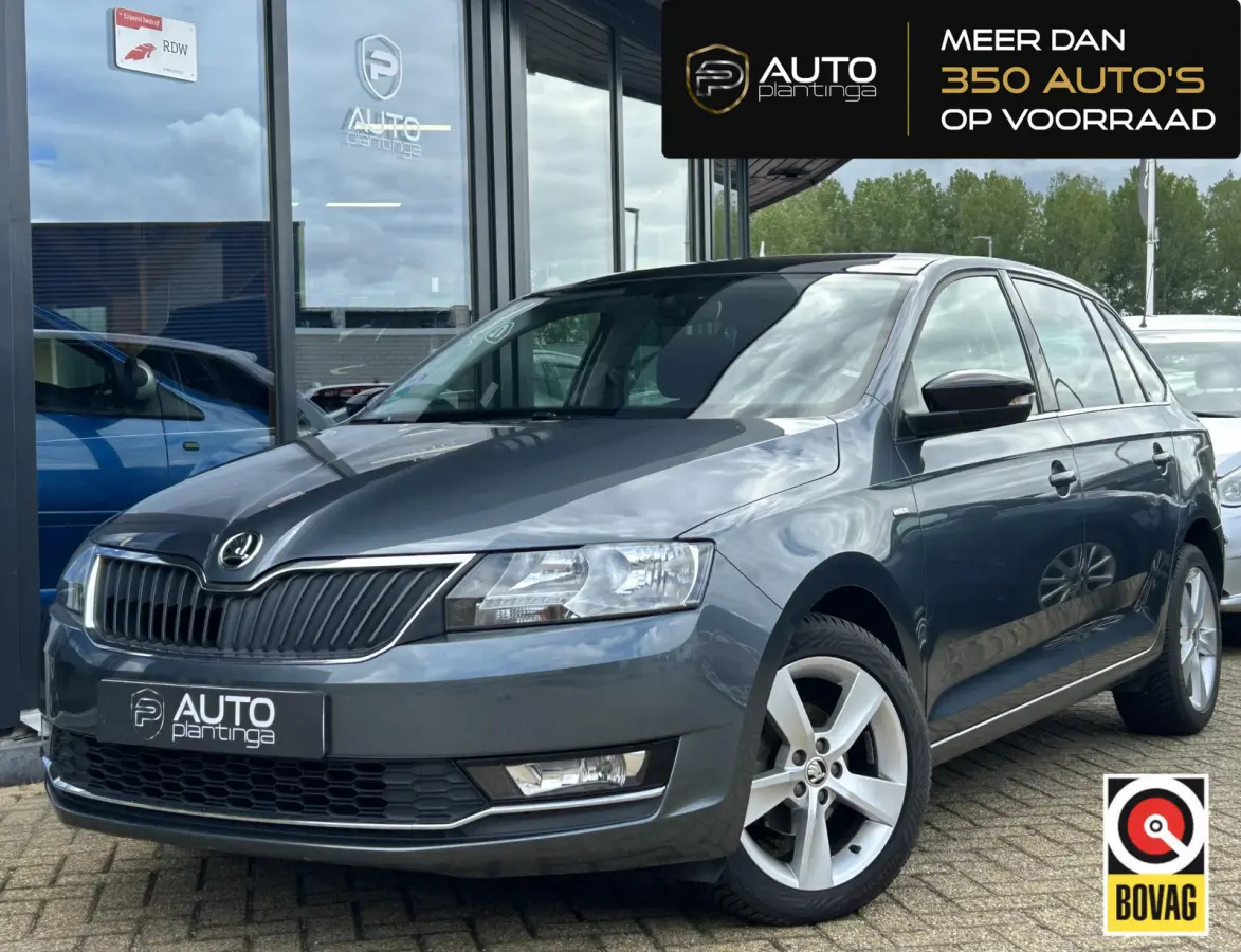1.0 TSI Greentech Clever 95PK | ZEER NETTE STAAT | NL AUTO | NAP | Panoramadak | Stoelverwarming | Parkeersensoren | Navigatie | Armsteun | Climate Control | Cruise Control | 2 Sleutels |
