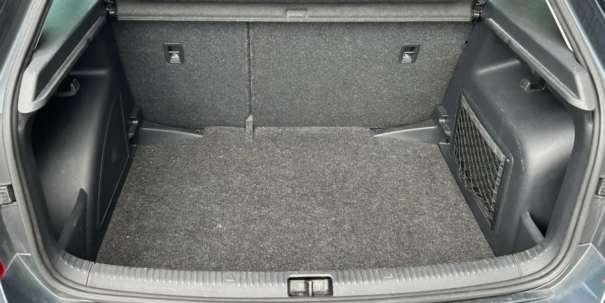 1.0 TSI Greentech Clever 95PK | ZEER NETTE STAAT | NL AUTO | NAP | Panoramadak | Stoelverwarming | Parkeersensoren | Navigatie | Armsteun | Climate Control | Cruise Control | 2 Sleutels |