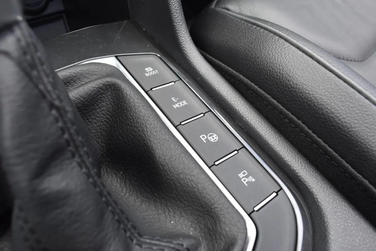 1.4 TSI e-Hybrid PHEV FR Business Pano Keyless 360C Trekhaak