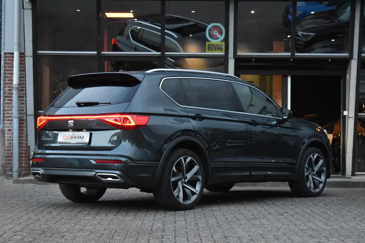 1.4 TSI e-Hybrid PHEV FR Business Pano Keyless 360C Trekhaak
