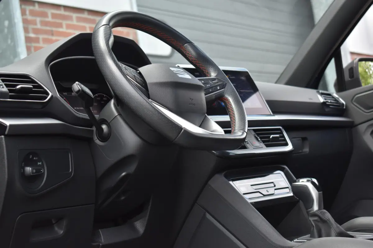 1.4 TSI e-Hybrid PHEV FR Business Pano Keyless 360C Trekhaak