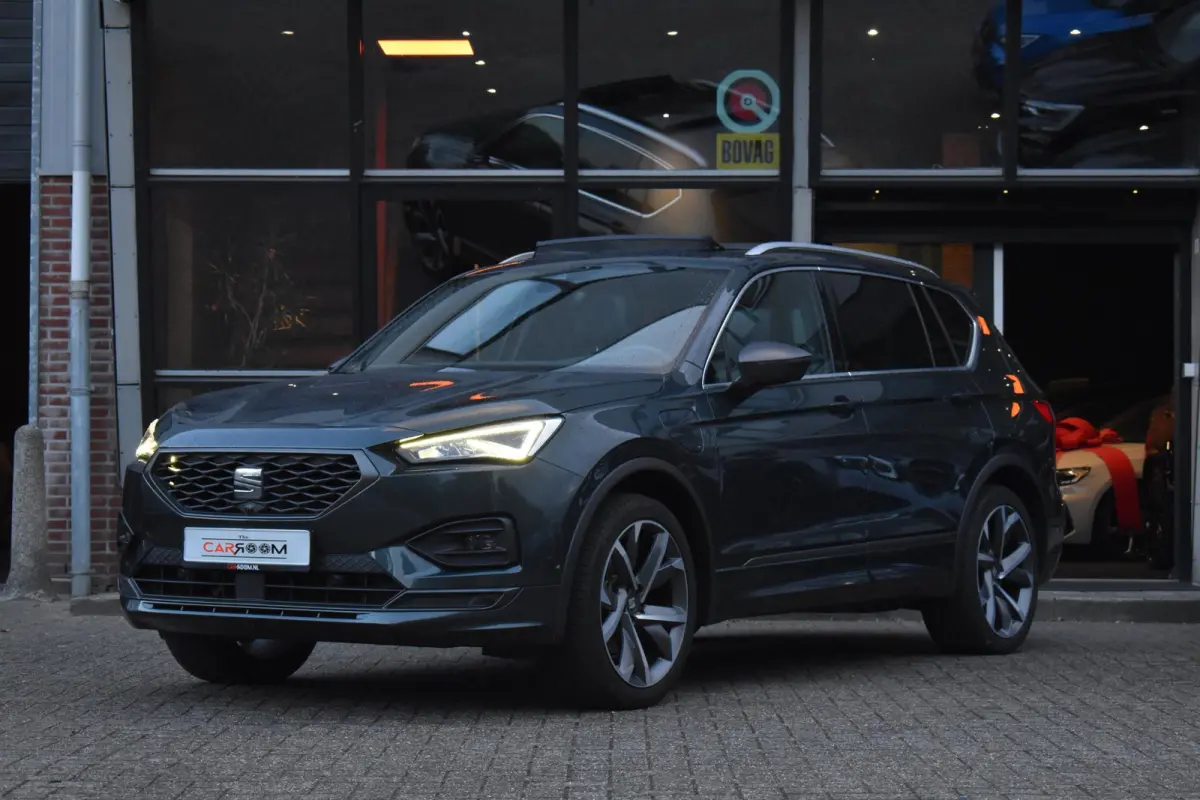 1.4 TSI e-Hybrid PHEV FR Business Pano Keyless 360C Trekhaak