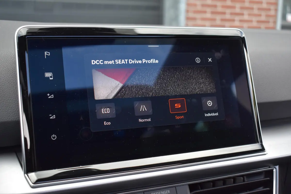 1.4 TSI e-Hybrid PHEV FR Business Pano Keyless 360C Trekhaak