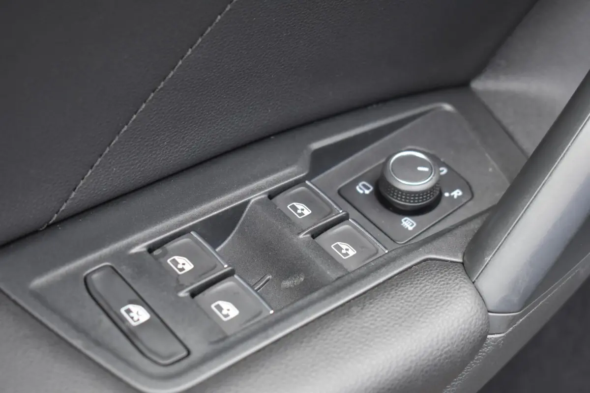 1.4 TSI e-Hybrid PHEV FR Business Pano Keyless 360C Trekhaak