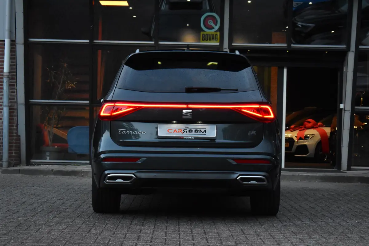 1.4 TSI e-Hybrid PHEV FR Business Pano Keyless 360C Trekhaak