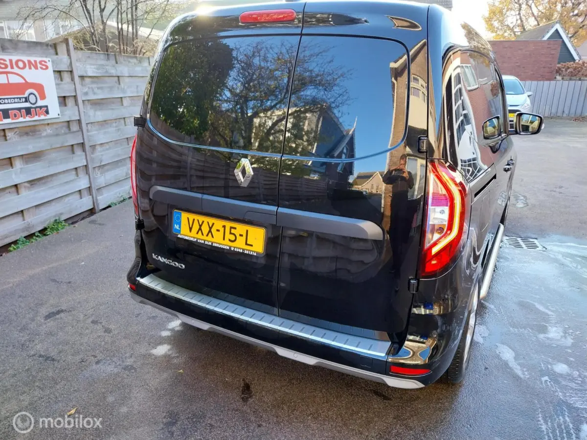 L1 1.5 DCI bleu 75 Luxe