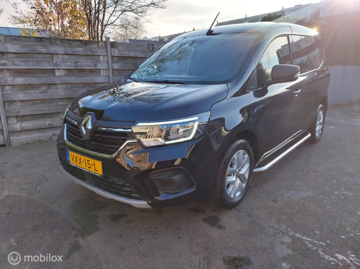 L1 1.5 DCI bleu 75 Luxe