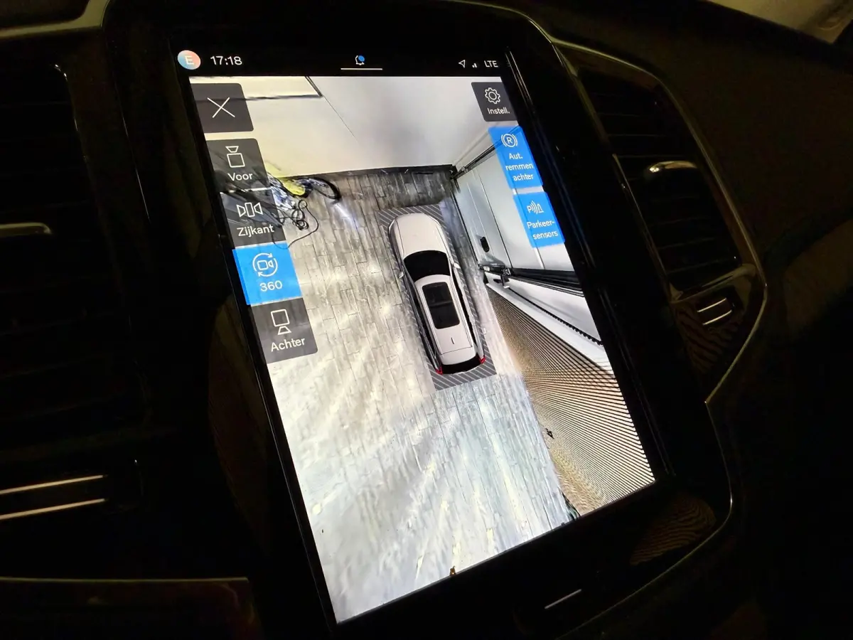 T8 AWD Recharge Ultra Dark | Vol! | Bowers & Wilkins | Luchtvering | Stoelventilatie | Trekhaak | 360 Camera | Head-Up Display | Stoelmassage | 455pk | Adaptieve Cruise Control | Stoelverwar