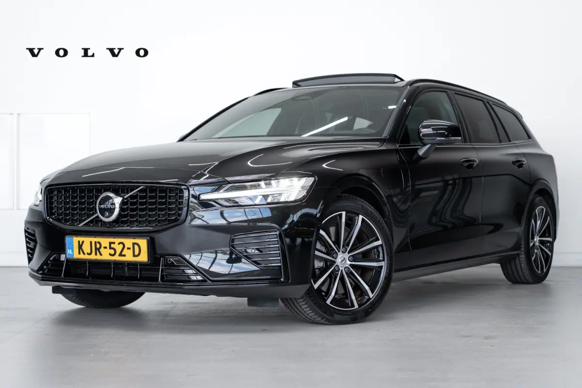 Vovo T8 455PK AWD Plus Dark | Panoramadak | 360° | Contourstoelen | Trekhaak