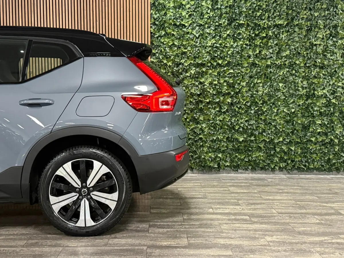 Ultimate 70 kWh | 94% SoH | Schuifdak | 360° Camera | Harman Kardon | All Season banden | Adaptieve Cruise Control | Bestuurdersstoel elektrisch geheugen | Stoel en Stuurwielverwarming | 19
