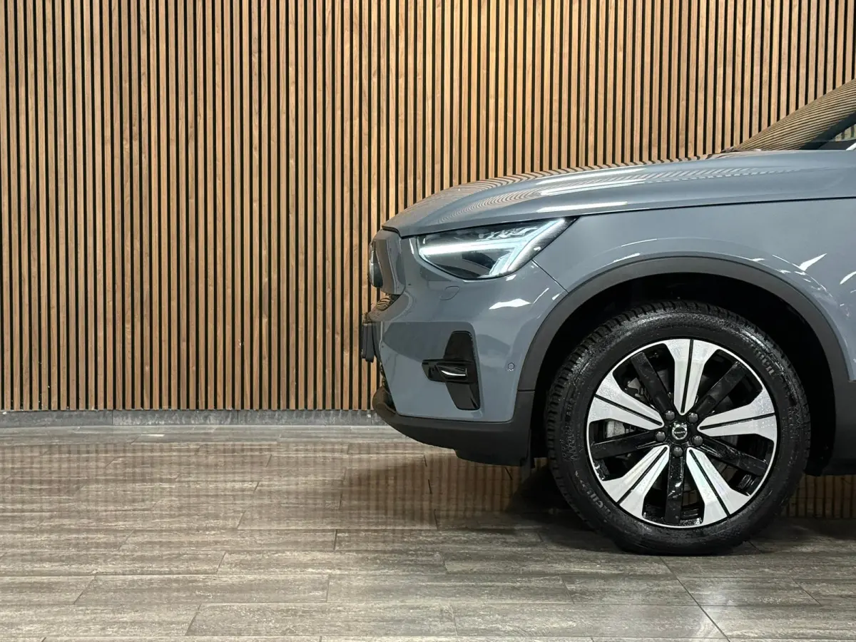 Ultimate 70 kWh | 94% SoH | Schuifdak | 360° Camera | Harman Kardon | All Season banden | Adaptieve Cruise Control | Bestuurdersstoel elektrisch geheugen | Stoel en Stuurwielverwarming | 19