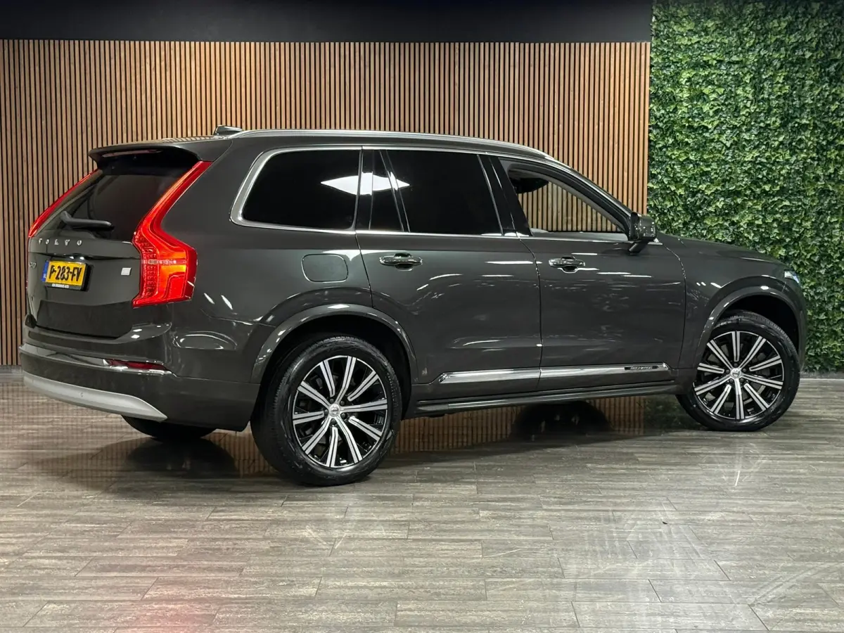 T8 AWD Recharge Inscription Long Range | Pine Grey! | Trekhaak | 360° Camera | Harman Kardon | 455pk | Adaptieve Cruise Control | Stoel en Stuurwielverwarming | Full LED Meesturende koplamp