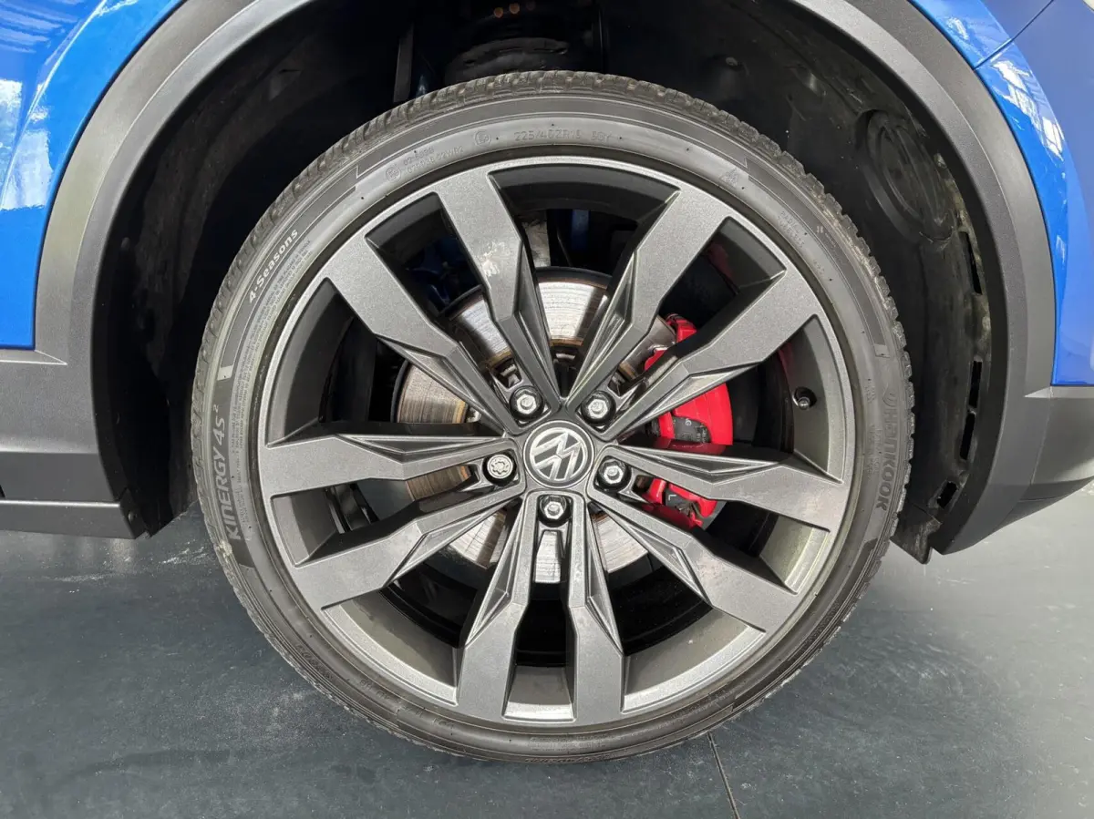 2.0 TSI 4Motion Sport Business R