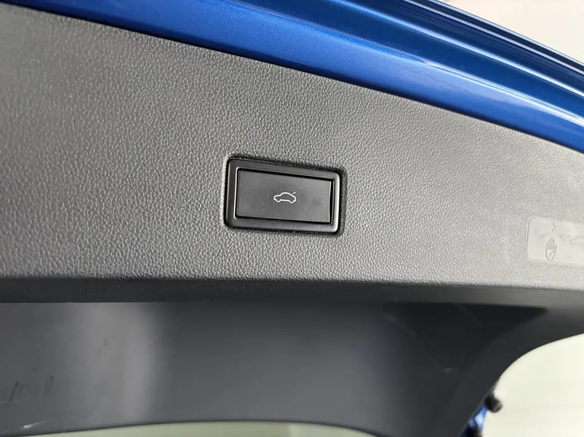 2.0 TSI 4Motion Sport Business R