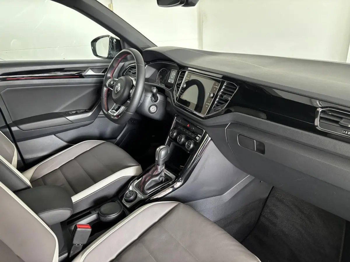 2.0 TSI 4Motion Sport Business R