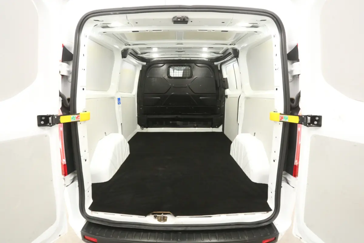 2.0 TDCI L1H1 | Airco | Cruise | 3 Zits | Trekhaak | Parkeersens. | Stoelverwarming