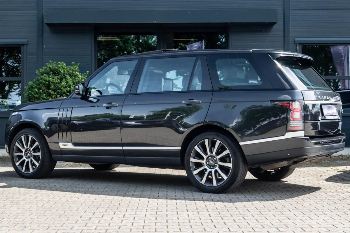 5.0 V8 Autobiography LWB