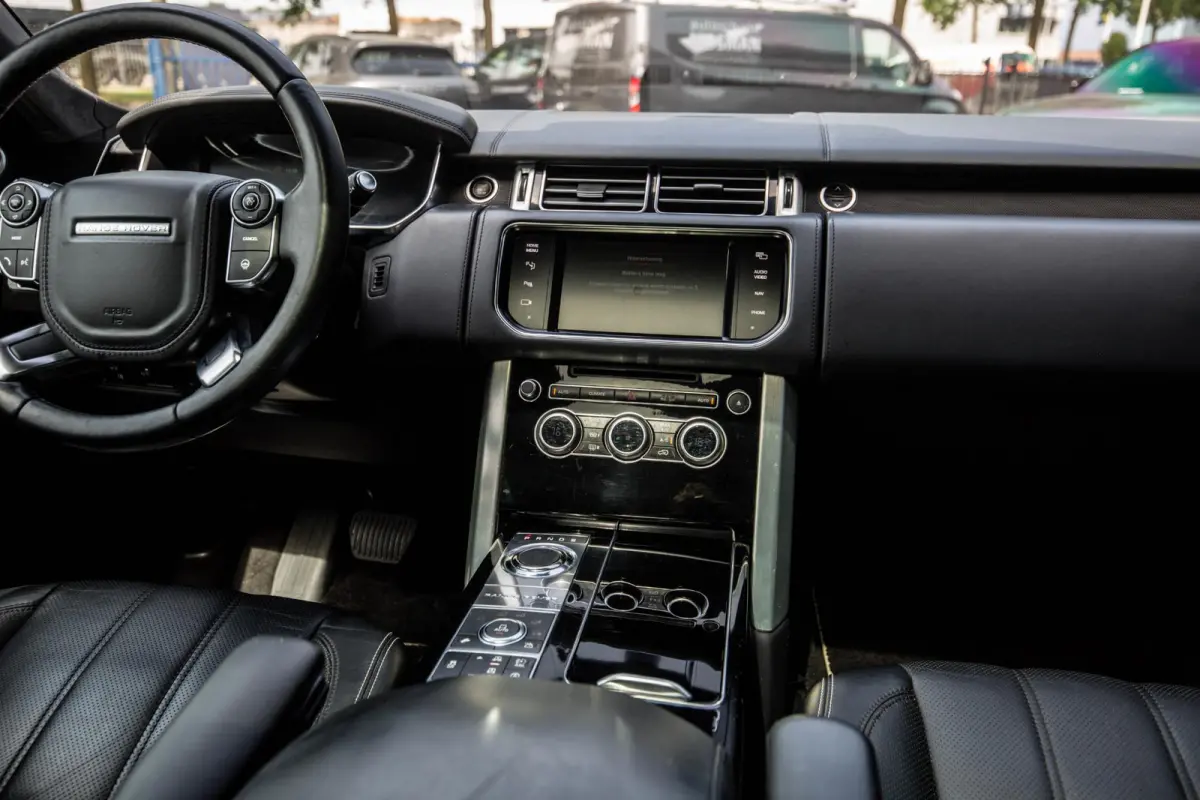 5.0 V8 Autobiography LWB