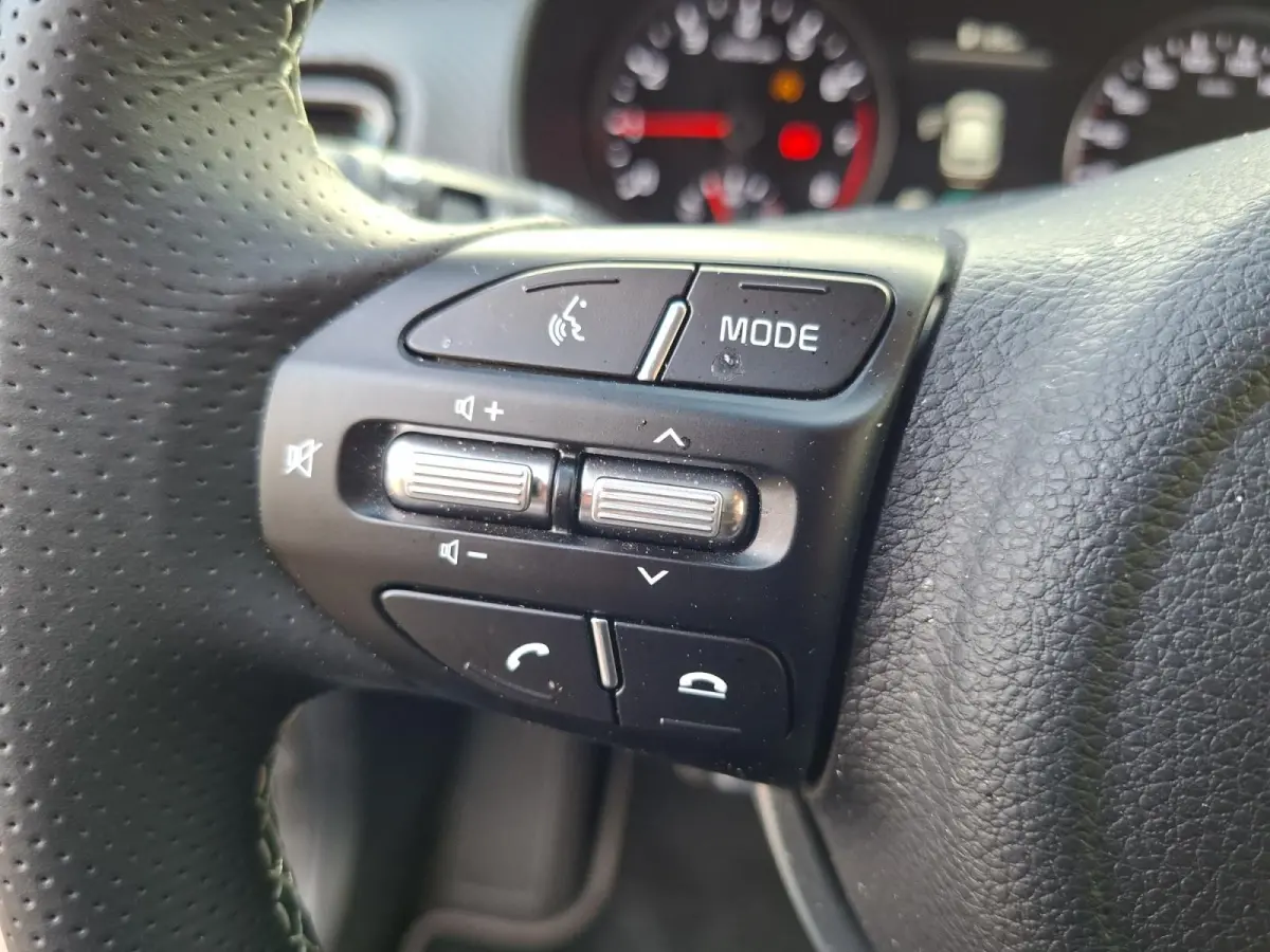 1.0 T-GDi MHEV GT-Line Dealer onderhouden | Stoel + stuurverwarming | Trekhaak | Climate control |