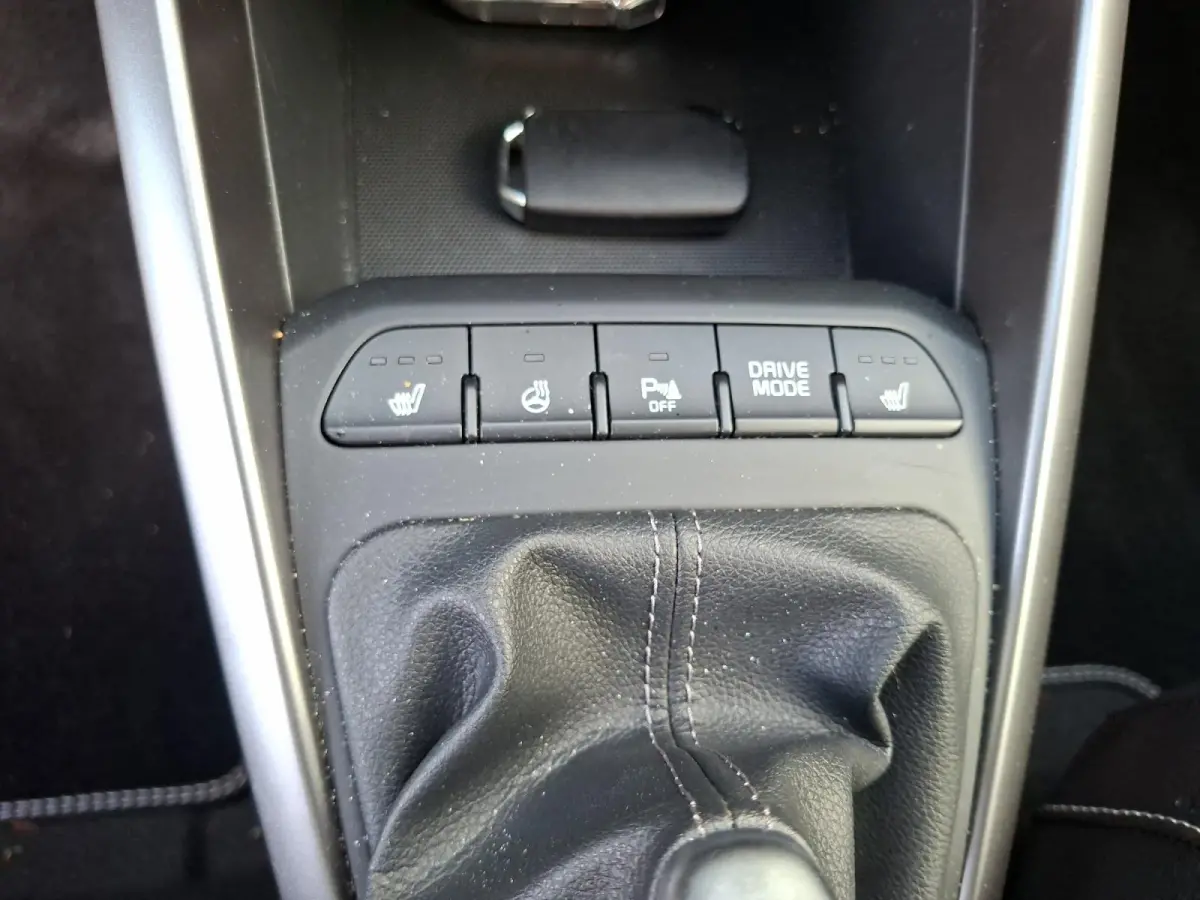 1.0 T-GDi MHEV GT-Line Dealer onderhouden | Stoel + stuurverwarming | Trekhaak | Climate control |