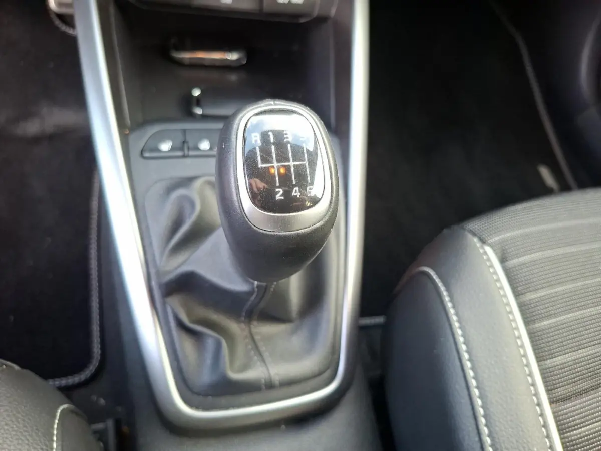 1.0 T-GDi MHEV GT-Line Dealer onderhouden | Stoel + stuurverwarming | Trekhaak | Climate control |