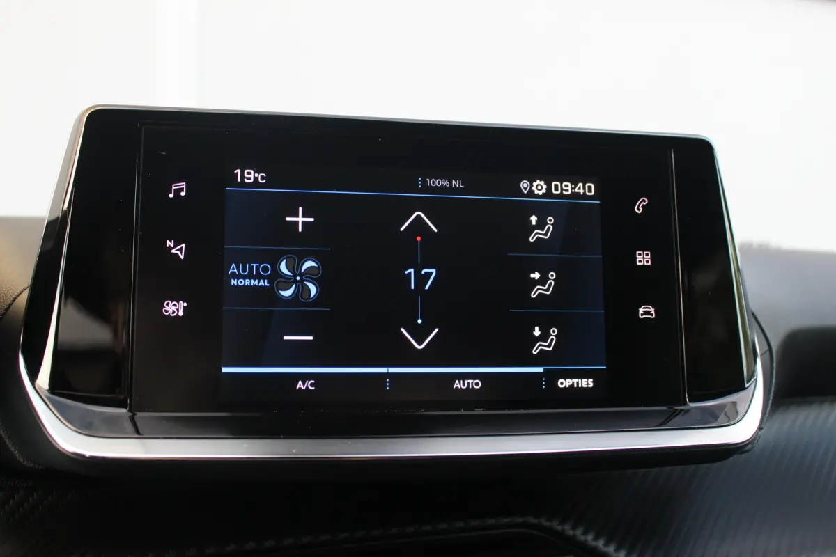 1.2 Allure | Camera | Cruise | Carplay | Climate | DAB | LED | PDC A | Camera | Cruise | Carplay | Climate | DAB | LED | PDC A |