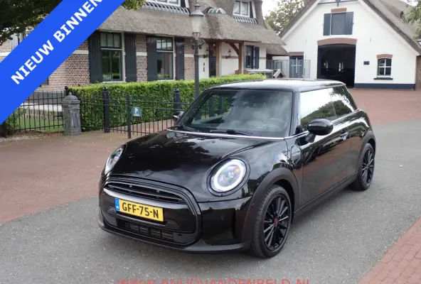 BLACKLINE 1.5 FACELIFT KEYLESS / HEAD-UP / SPORTLEER