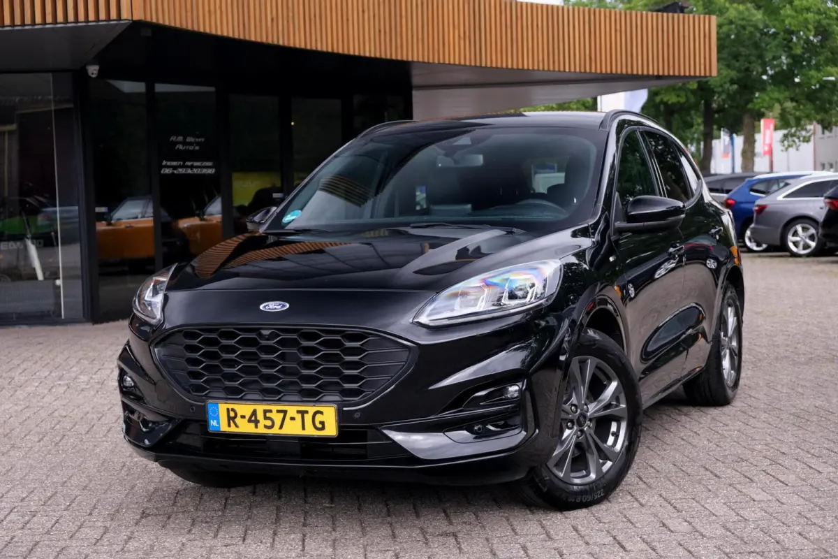 Ford Kuga 2022 Benzine Handgeschakeld leasen