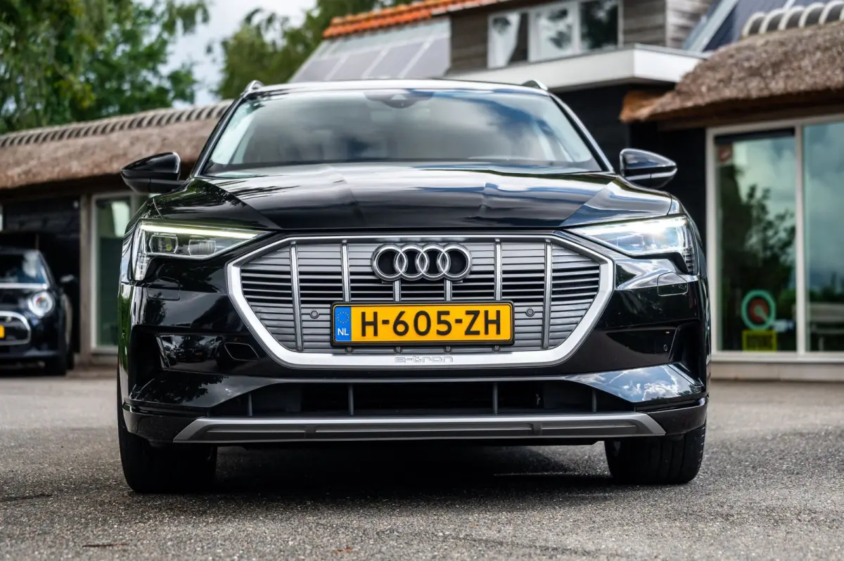 E-tron 50 quattro Launch edition 71 kWh Soh 84% I Trekhaak I Climate I Cruise I Stoelgeheugen I Luchtvering