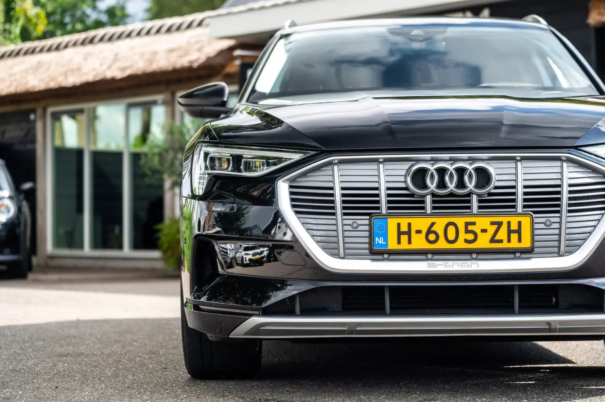 E-tron 50 quattro Launch edition 71 kWh Soh 84% I Trekhaak I Climate I Cruise I Stoelgeheugen I Luchtvering