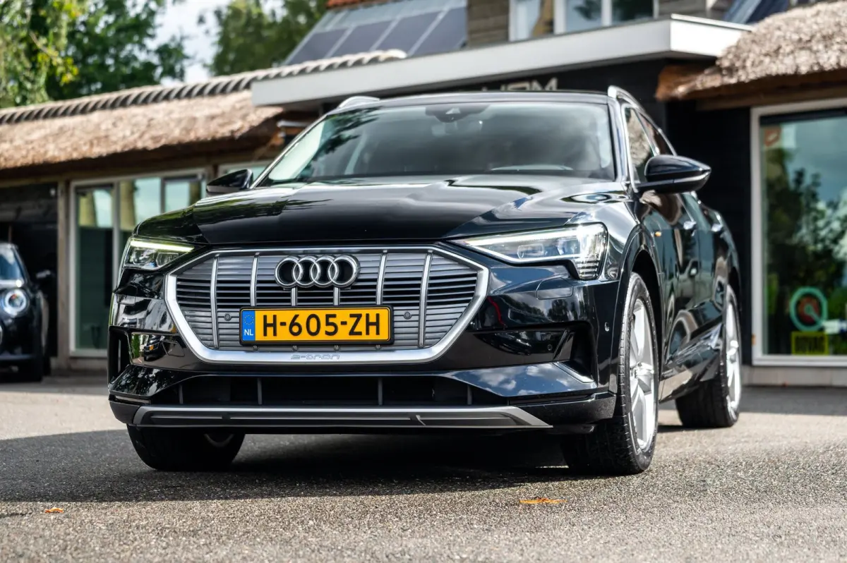 E-tron 50 quattro Launch edition 71 kWh Soh 84% I Trekhaak I Climate I Cruise I Stoelgeheugen I Luchtvering