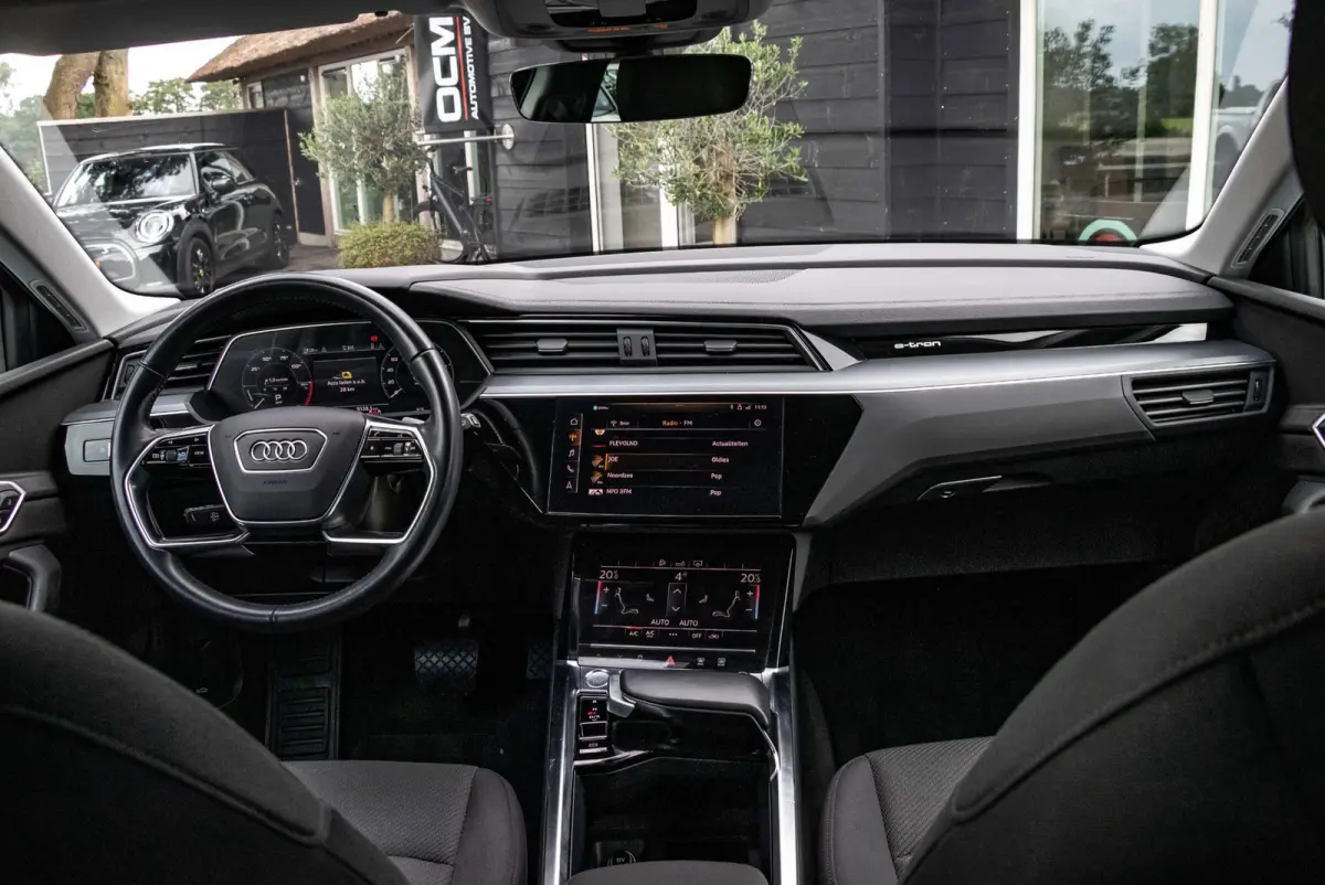 E-tron 50 quattro Launch edition 71 kWh Soh 84% I Trekhaak I Climate I Cruise I Stoelgeheugen I Luchtvering