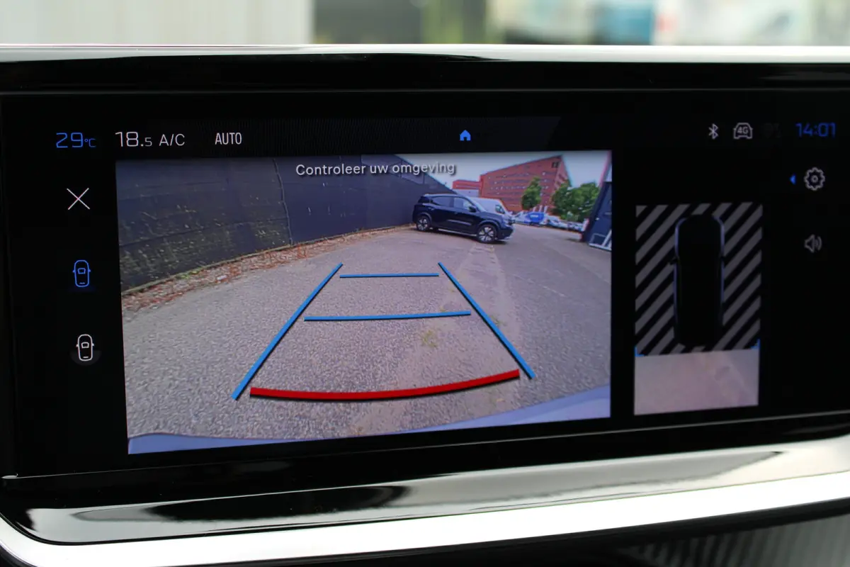 Business Apple Carplay/Android Auto | Cruise Control | Climate Control | Camera