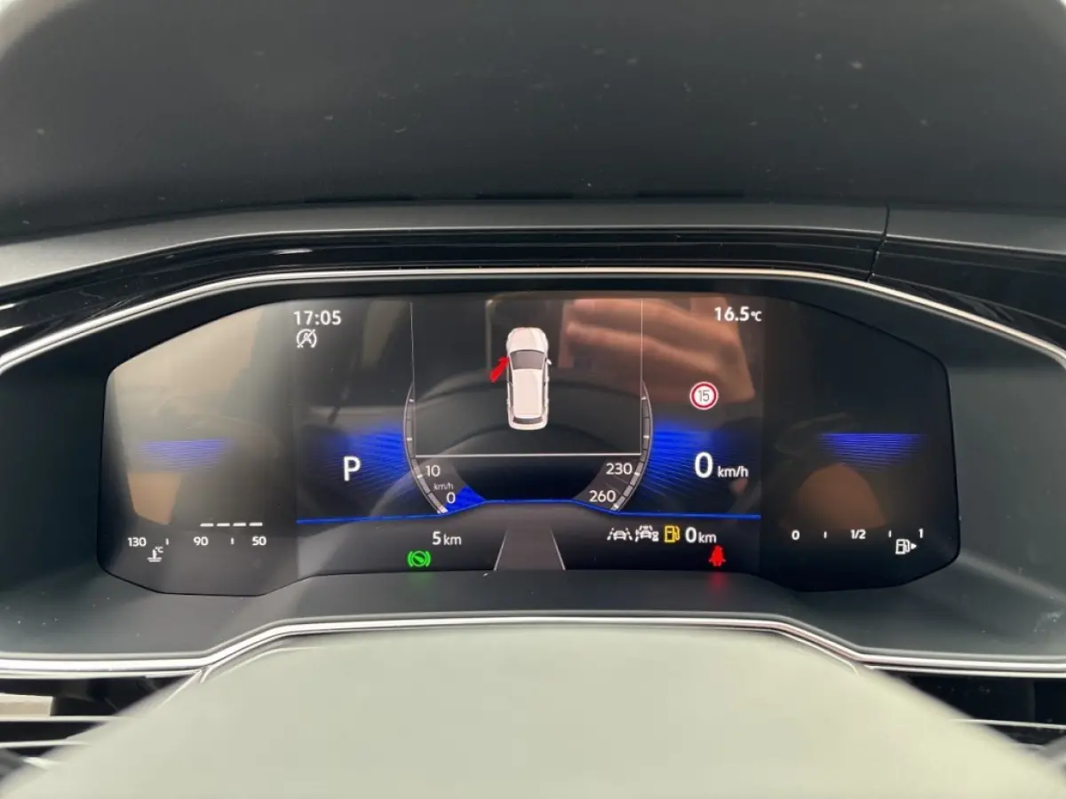 1.5 TSI DSG R-LINE BLACK STYLE AFN.TREKHAAK/CAMERA/ACC/IQ/STOELVERW/CARPLAY