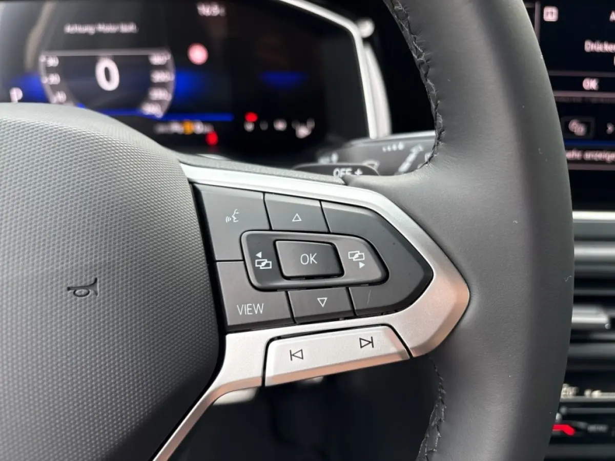 1.5 TSI DSG R-LINE BLACK STYLE AFN.TREKHAAK/CAMERA/ACC/IQ/STOELVERW/CARPLAY