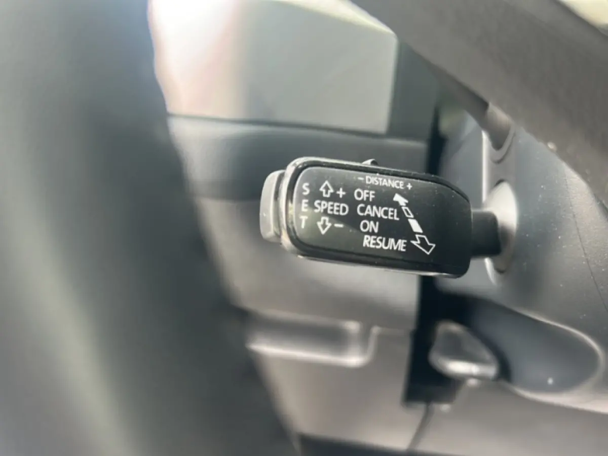 2.0 TDI DSG AMBITION PANO-DAK/PDC/ACC/STOELVERW/CARPLAY