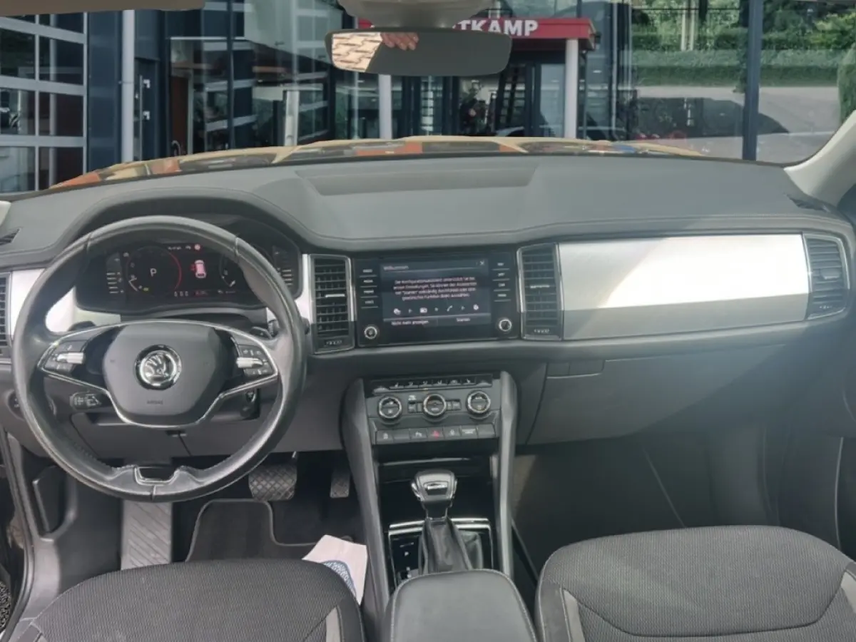 2.0 TDI DSG AMBITION PANO-DAK/PDC/ACC/STOELVERW/CARPLAY