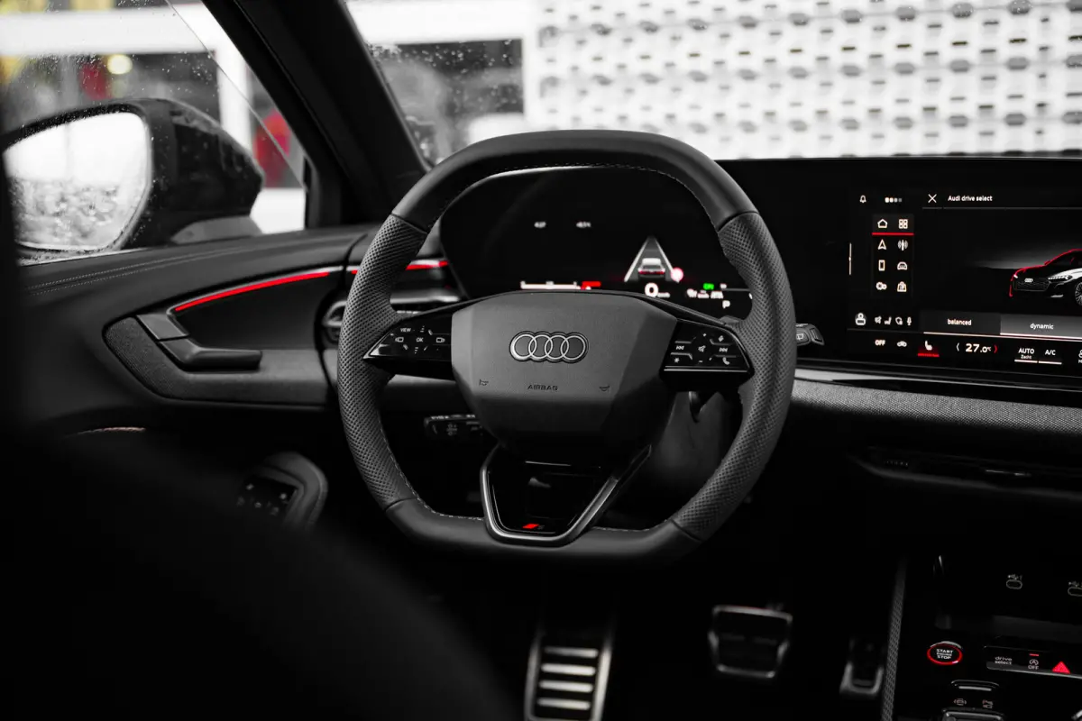 S edition 2.0 110 kW / 150 pk | Adaptive cruise control | Aluminium optiek in het interieur | Audi smartphone interface