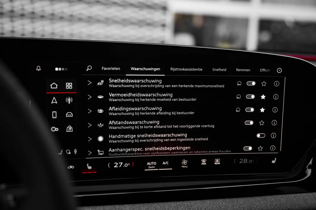 S edition 2.0 110 kW / 150 pk | Adaptive cruise control | Aluminium optiek in het interieur | Audi smartphone interface