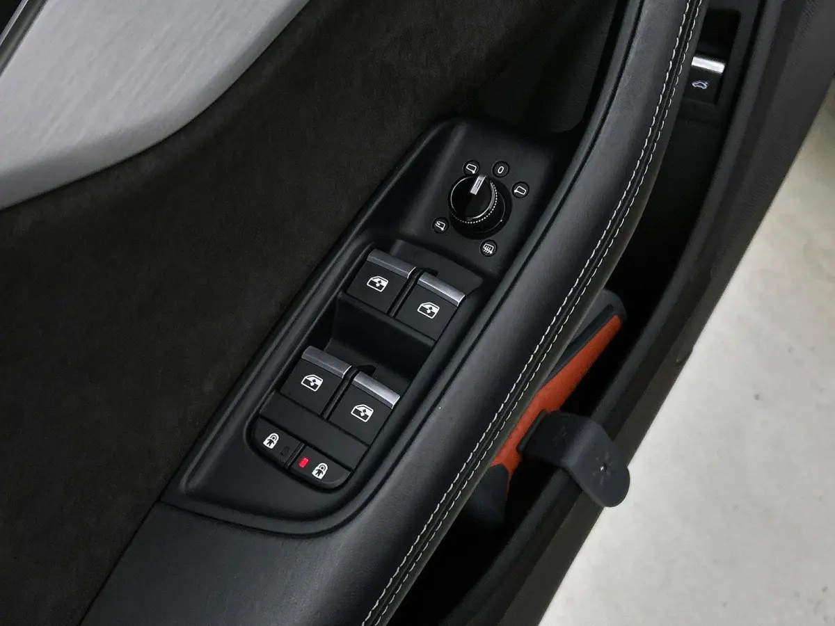 55 TFSI e quattro Pro Line S 381 PK | Panoramadak | Luchtvering | Climate Control | Stoelverwarming | Cruise Control | Achteruitrijcamera | Elektrisch verstelbare stoelen |