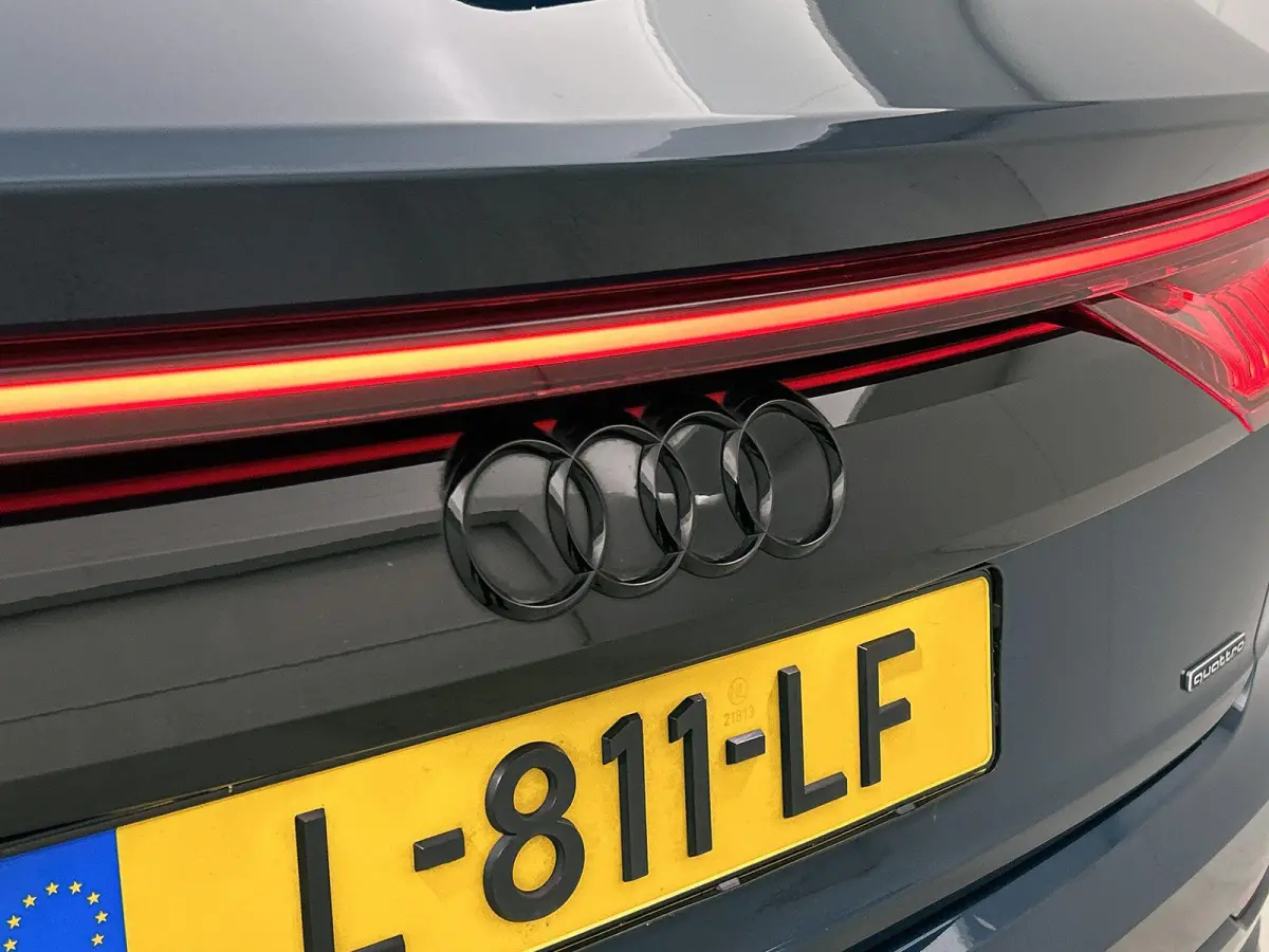 55 TFSI e quattro Pro Line S 381 PK | Panoramadak | Luchtvering | Climate Control | Stoelverwarming | Cruise Control | Achteruitrijcamera | Elektrisch verstelbare stoelen |
