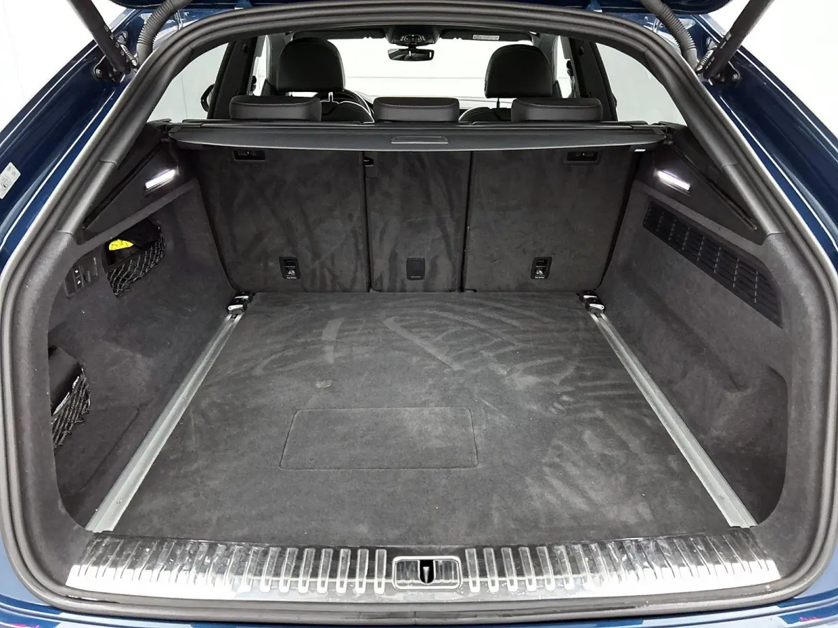 55 TFSI e quattro Pro Line S 381 PK | Panoramadak | Luchtvering | Climate Control | Stoelverwarming | Cruise Control | Achteruitrijcamera | Elektrisch verstelbare stoelen |
